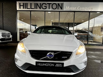 Used Volvo V40 2015 for sale - 77131070: Photo