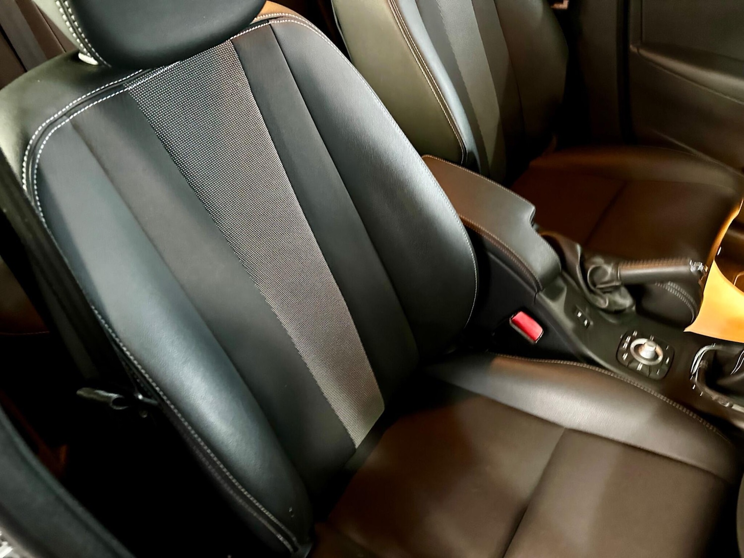 Used Renault Megane 2015 for sale - 76485987: Photo 31