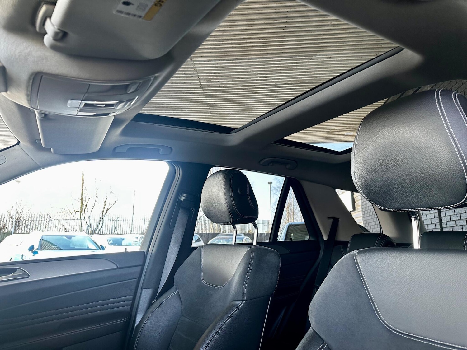 Used Mercedes-Benz M Class 2015 for sale - 77455728: Photo 46