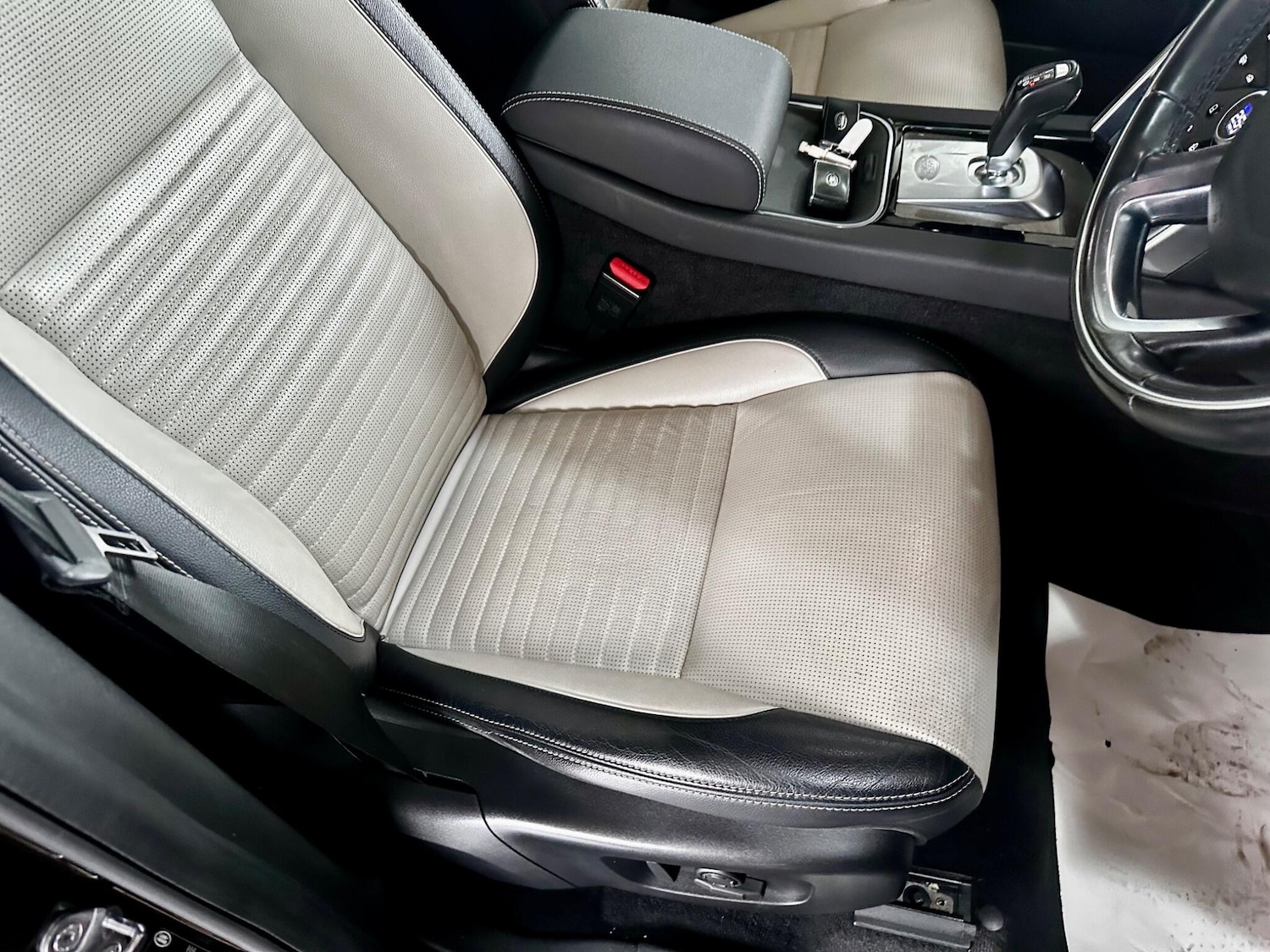 Used Land Rover Discovery Sport 2019 for sale - 76360416: Photo 19