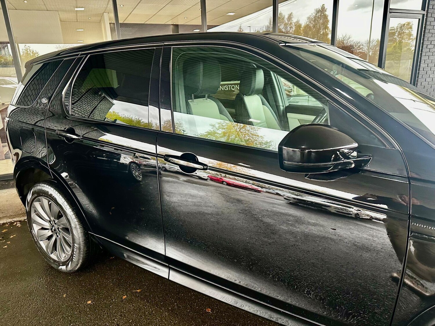 Used Land Rover Discovery Sport 2019 for sale - 76360416: Photo 33