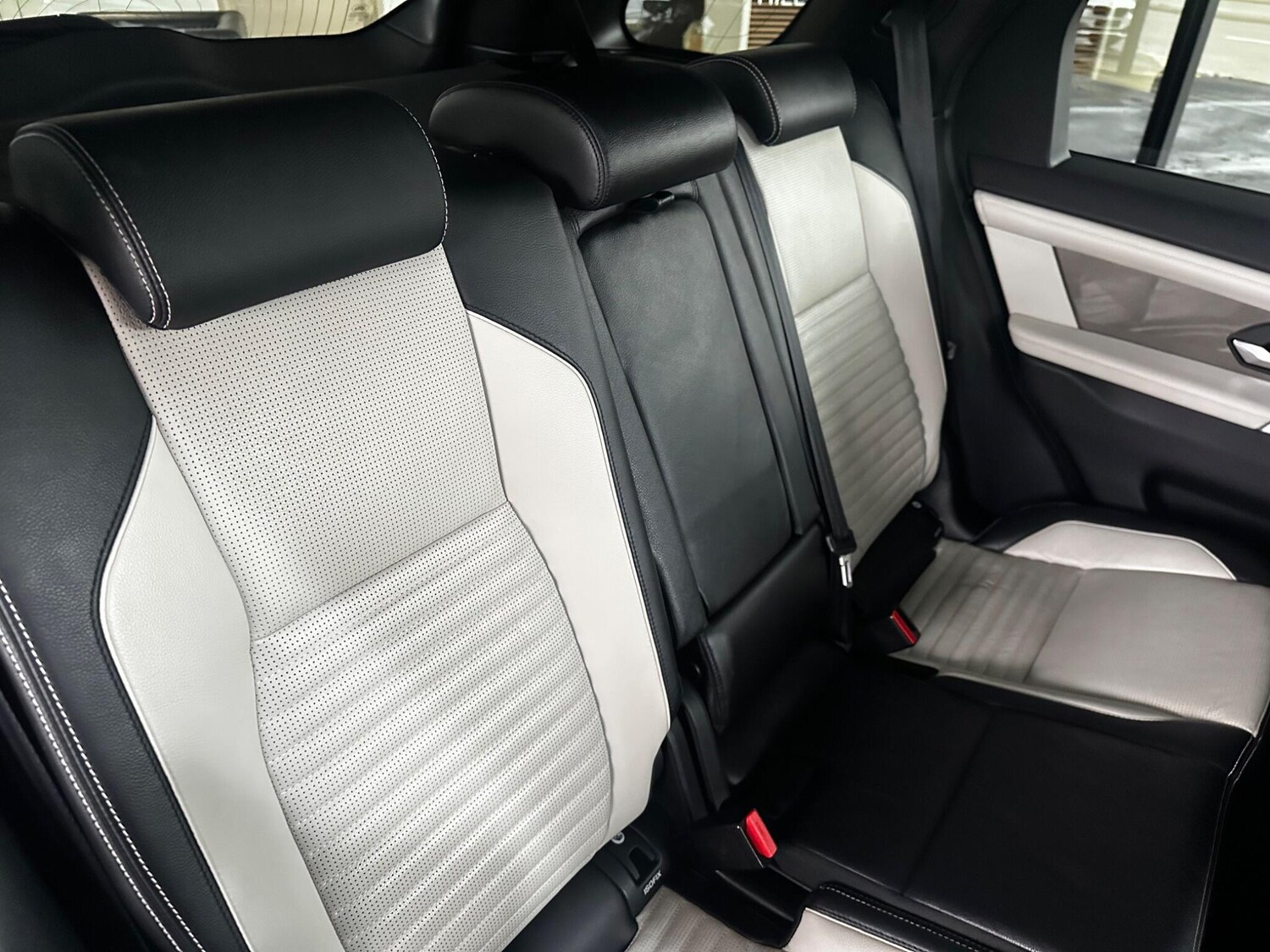 Used Land Rover Discovery Sport 2019 for sale - 76360416: Photo 35