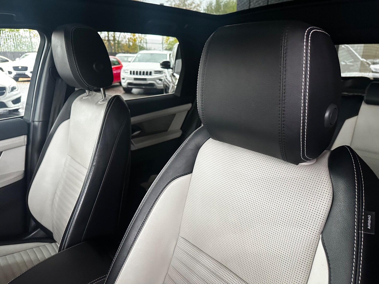 Used Land Rover Discovery Sport 2019 for sale - 76360416: Photo 40