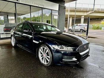 Used Jaguar XE 2015 for sale - 75071516: Photo