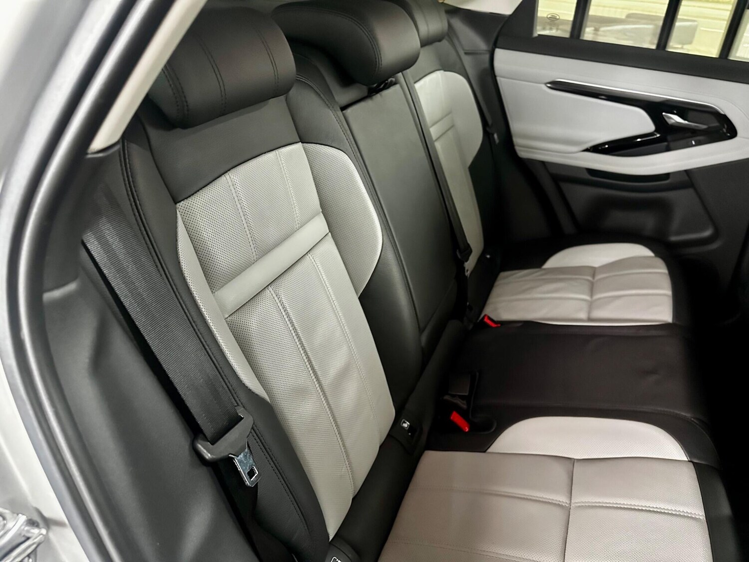 Used Land Rover Range Rover Evoque 2019 for sale - 77646709: Photo 44