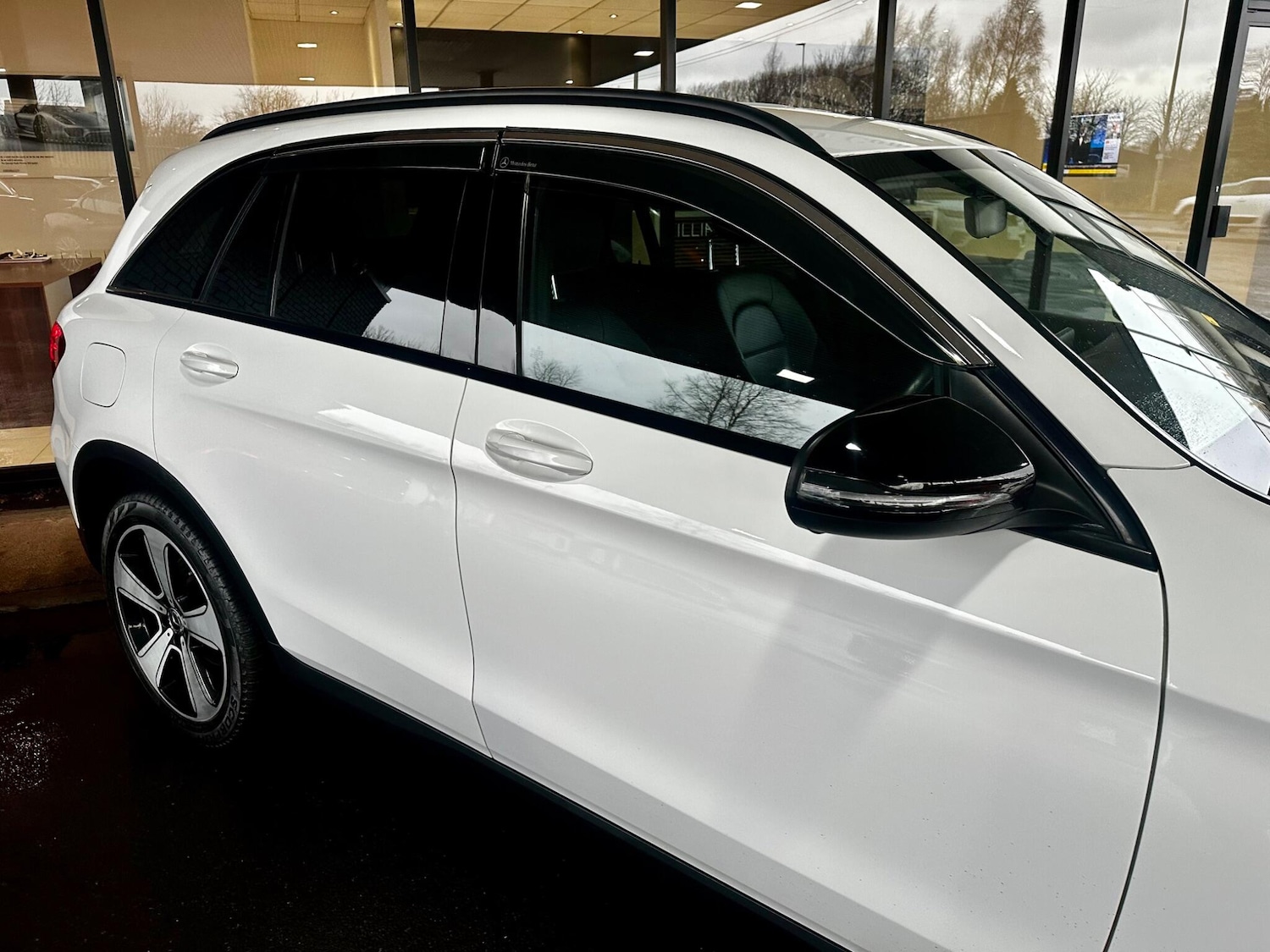 Used Mercedes-Benz GLC 2018 for sale - 77549367: Photo 32