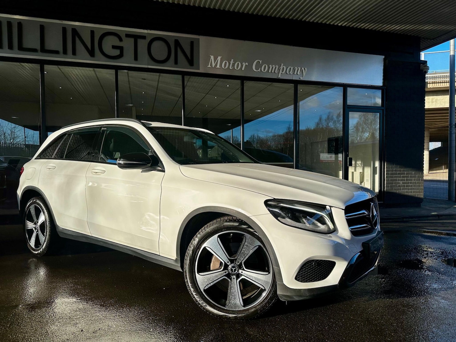 Used Mercedes-Benz GLC 2018 for sale - 77549367: Photo 4