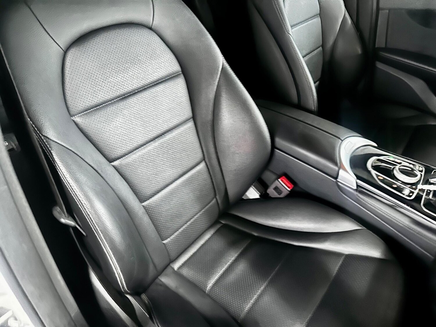 Used Mercedes-Benz GLC 2018 for sale - 77549367: Photo 42