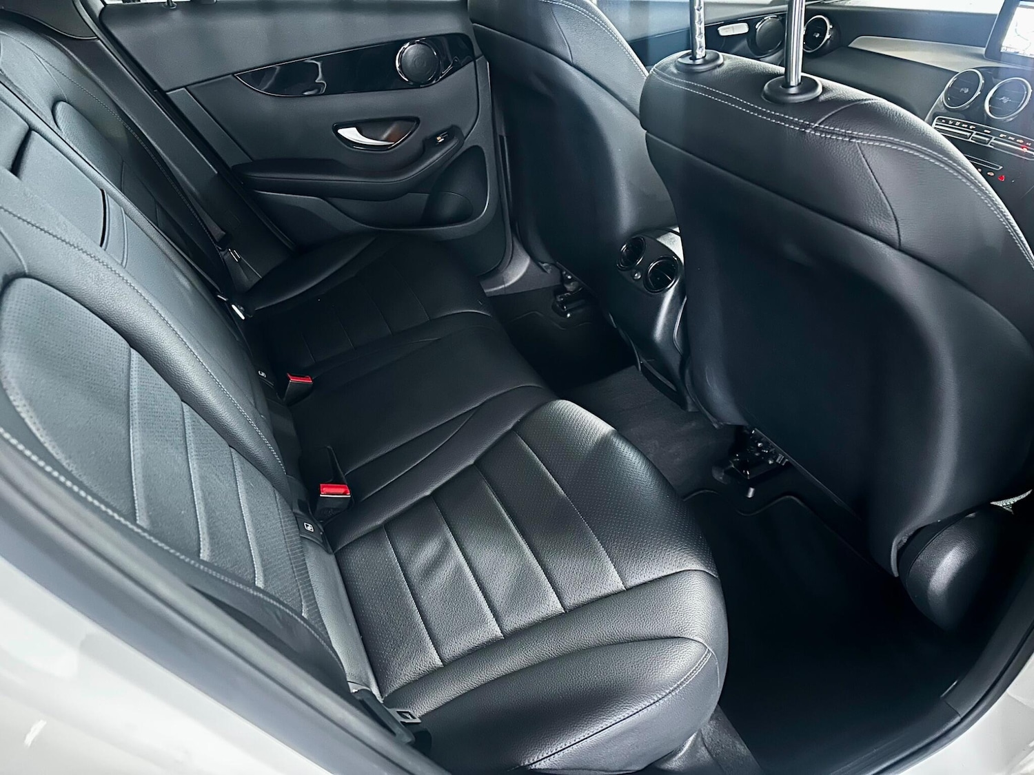 Used Mercedes-Benz GLC 2018 for sale - 77549367: Photo 44