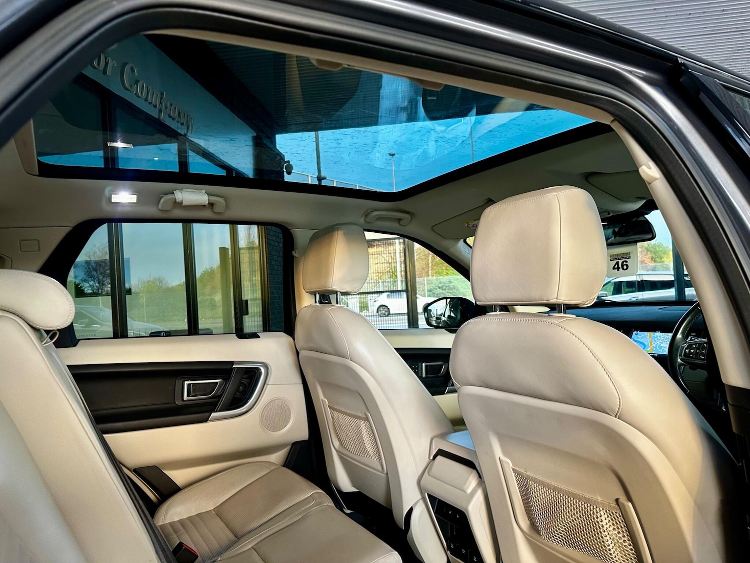 Used Land Rover Discovery Sport 2015 for sale - 76584303: Photo 16