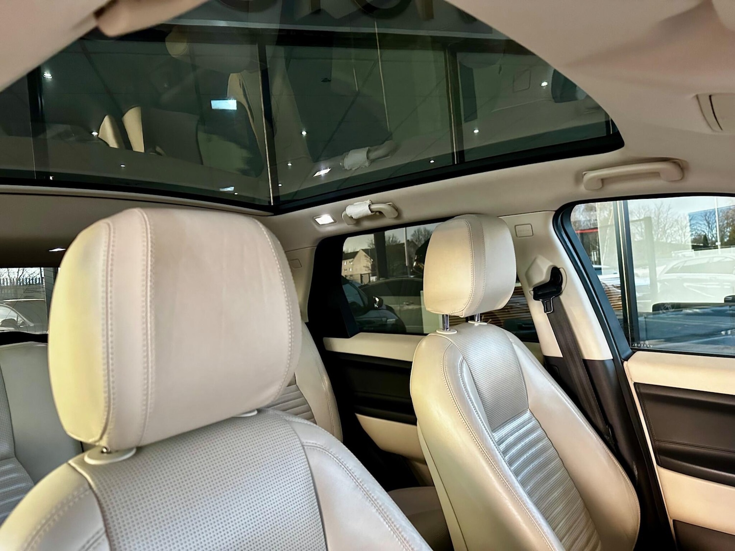 Used Land Rover Discovery Sport 2015 for sale - 76584303: Photo 20