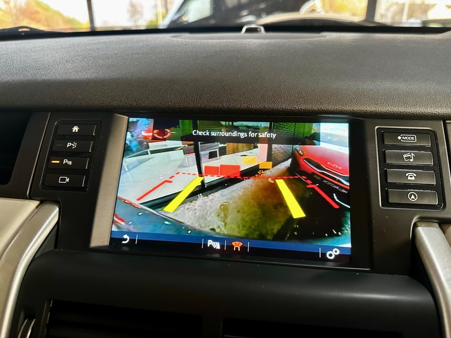 Used Land Rover Discovery Sport 2015 for sale - 76584303: Photo 22