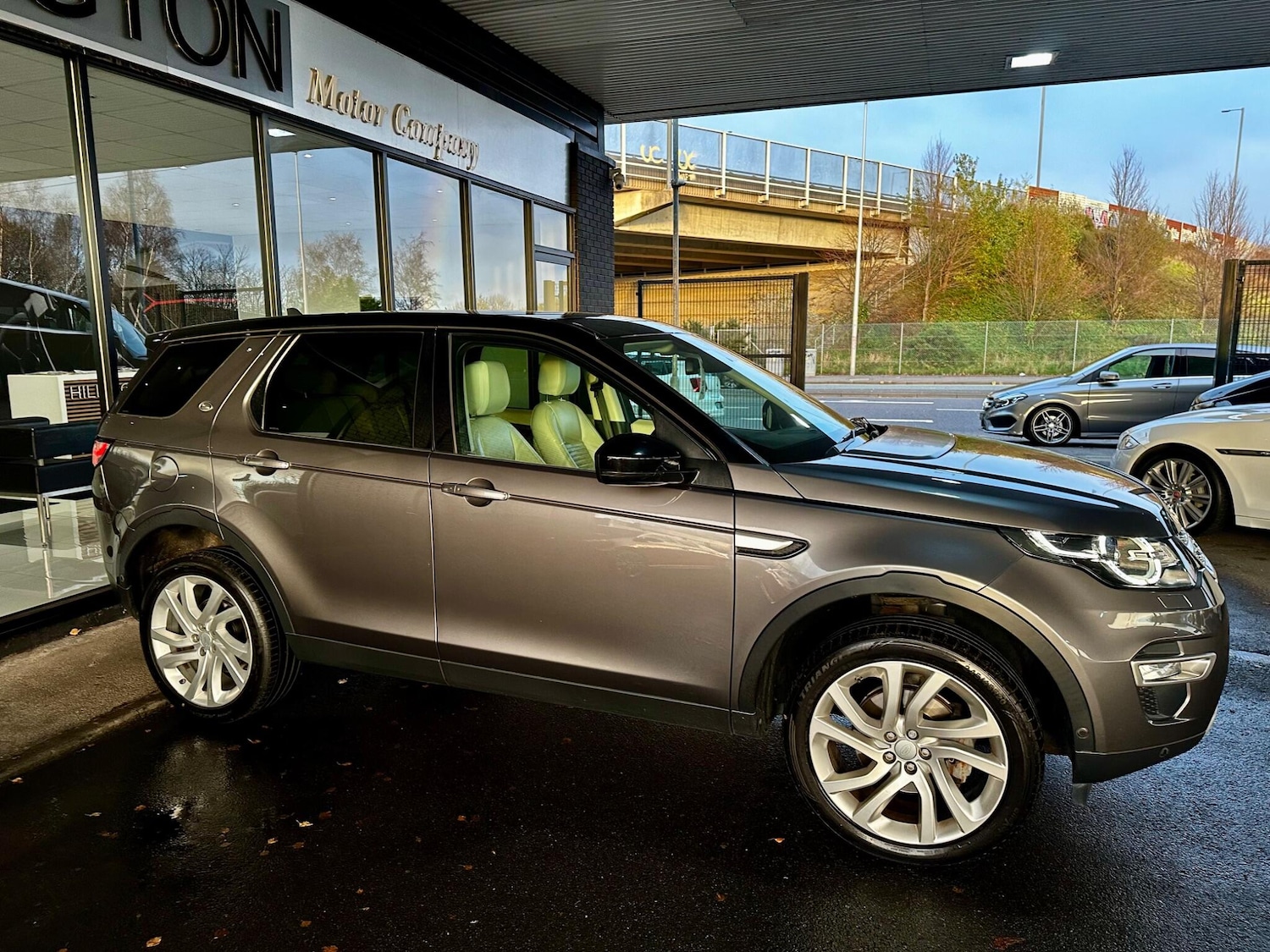 Used Land Rover Discovery Sport 2015 for sale - 76584303: Photo 6
