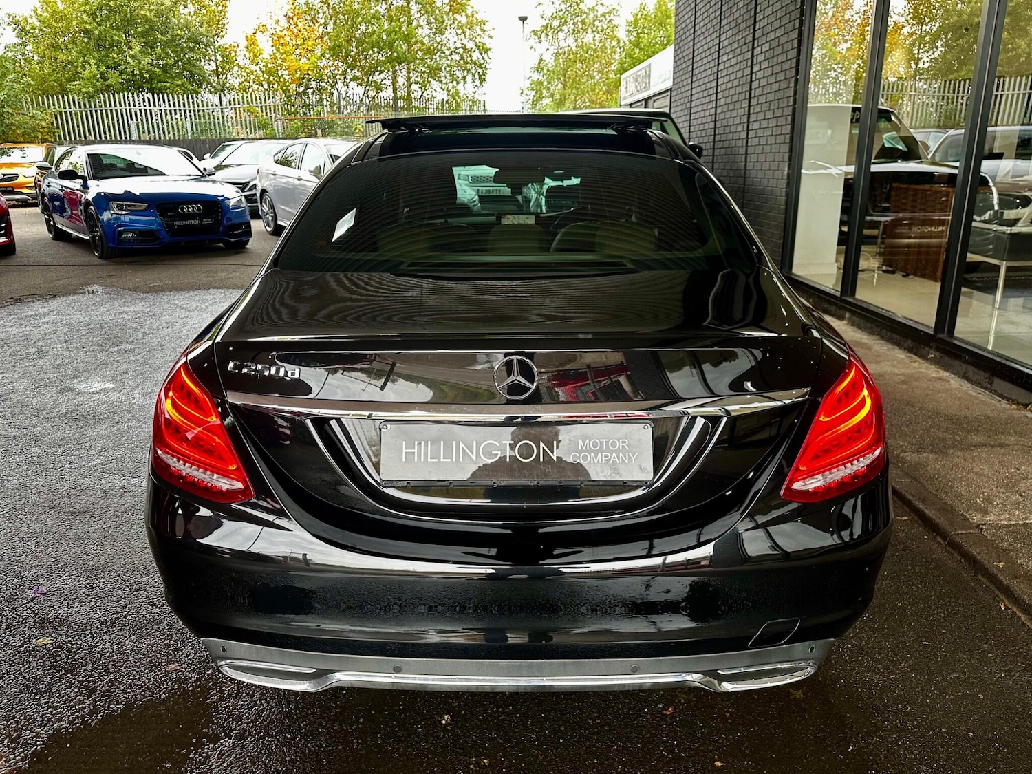 Used Mercedes-Benz C Class 2015 for sale - 76988958: Photo 10