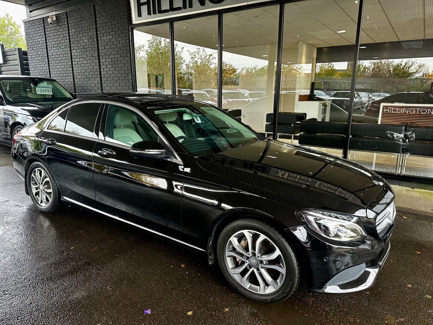 Used Mercedes-Benz C Class 2015 for sale - 76988958: Photo 11