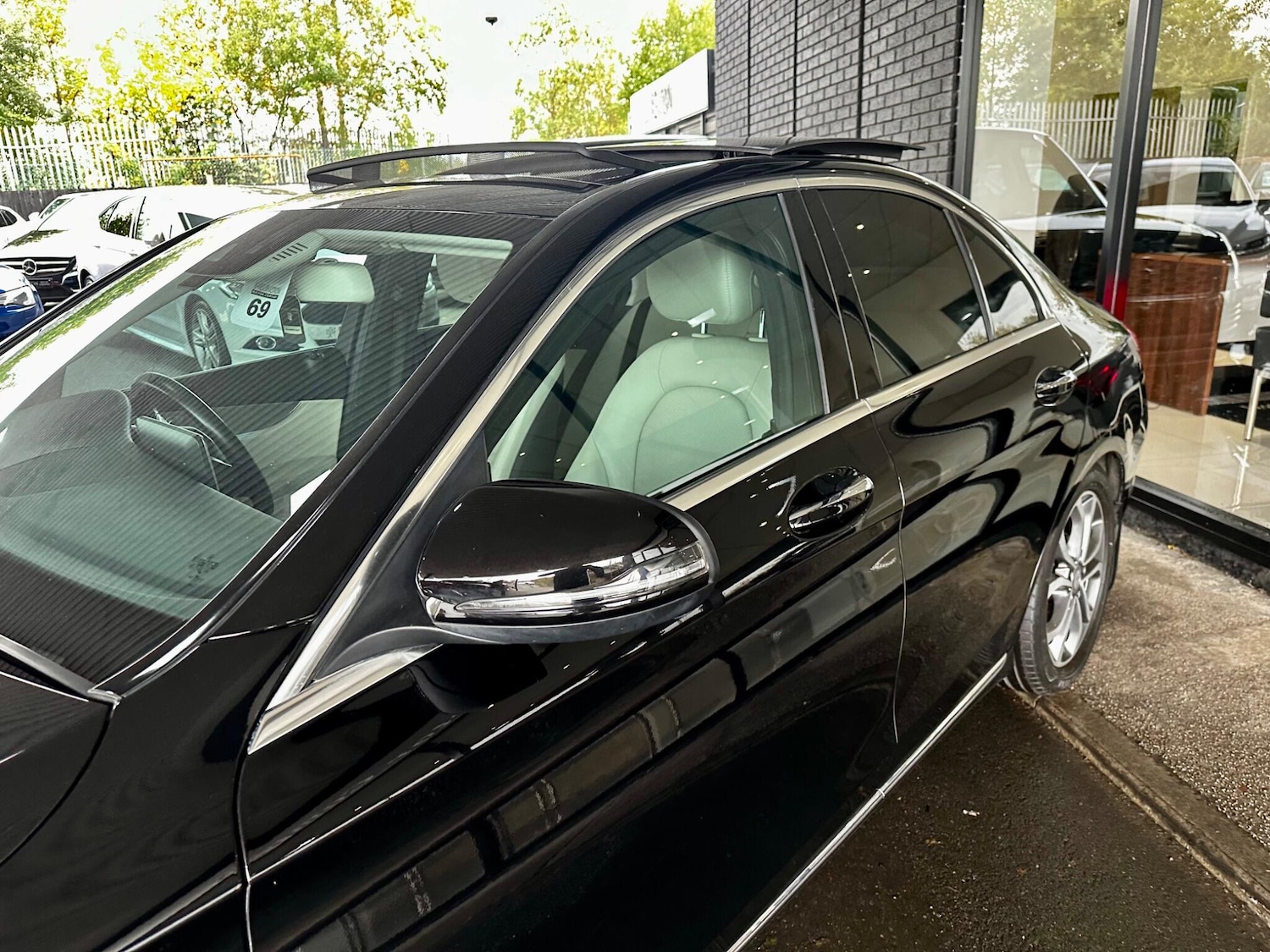 Used Mercedes-Benz C Class 2015 for sale - 76988958: Photo 19