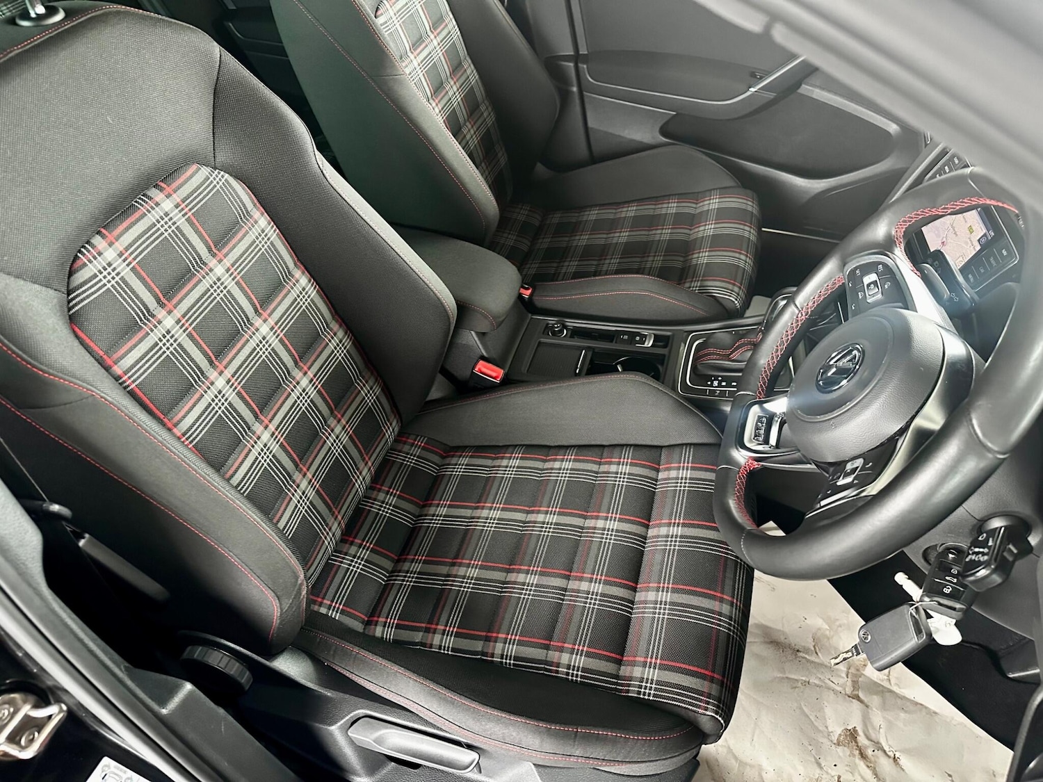 Used Volkswagen Golf 2013 for sale - 77647010: Photo 29