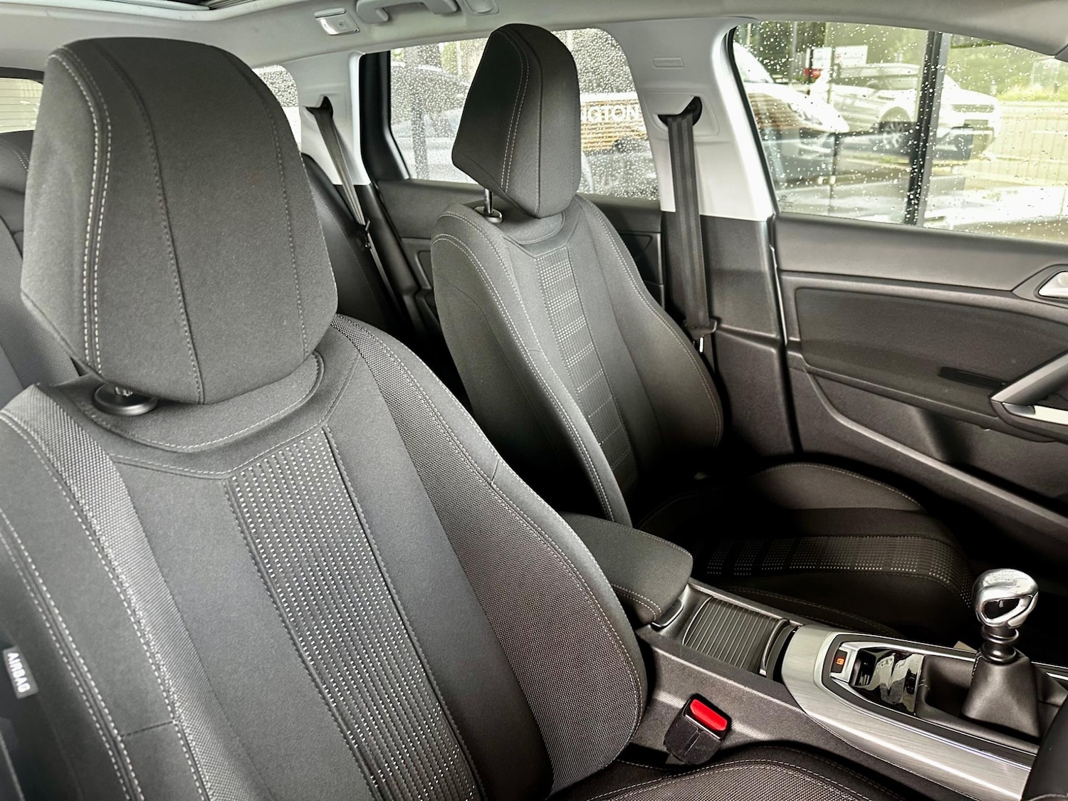 Used Peugeot 308 2016 for sale - 76988420: Photo 27