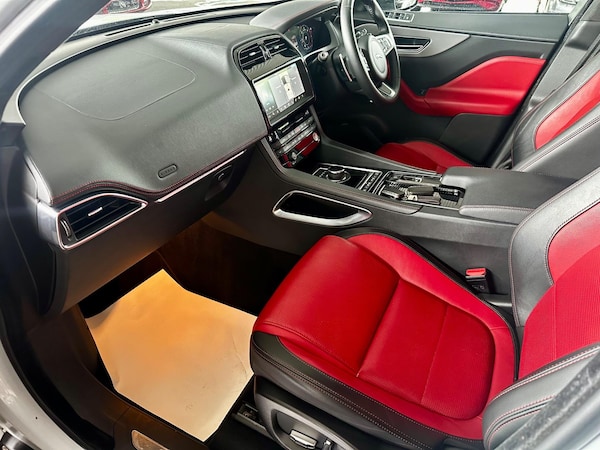Used Jaguar F-Pace 2020 for sale - 75115259: Photo 29