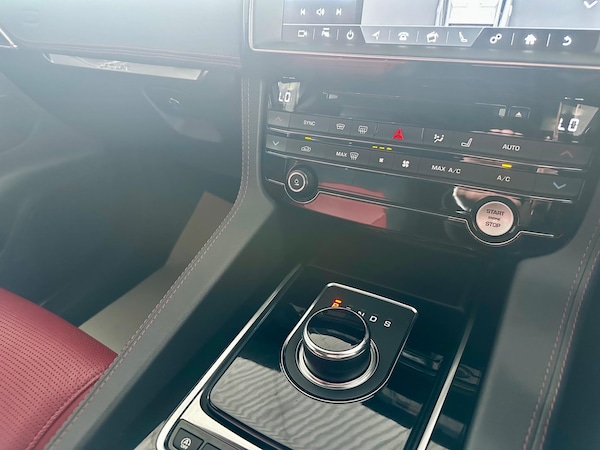 Used Jaguar F-Pace 2020 for sale - 75115259: Photo 42