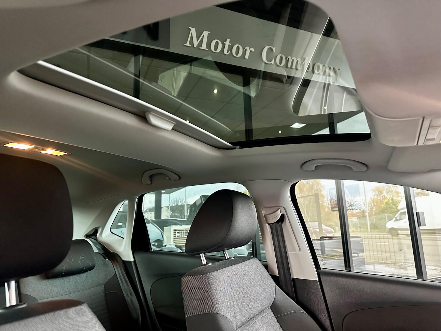 Used Volkswagen Polo 2012 for sale - 76432581: Photo 17