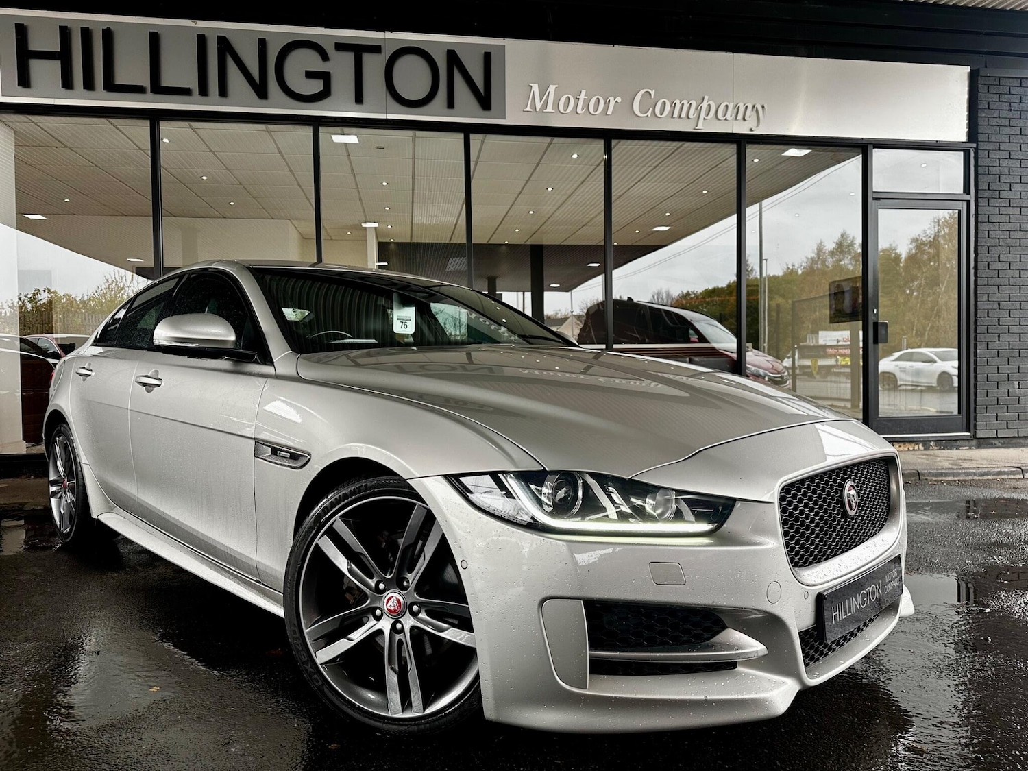 Used Jaguar XE 2017 for sale - 76360089: Photo 1
