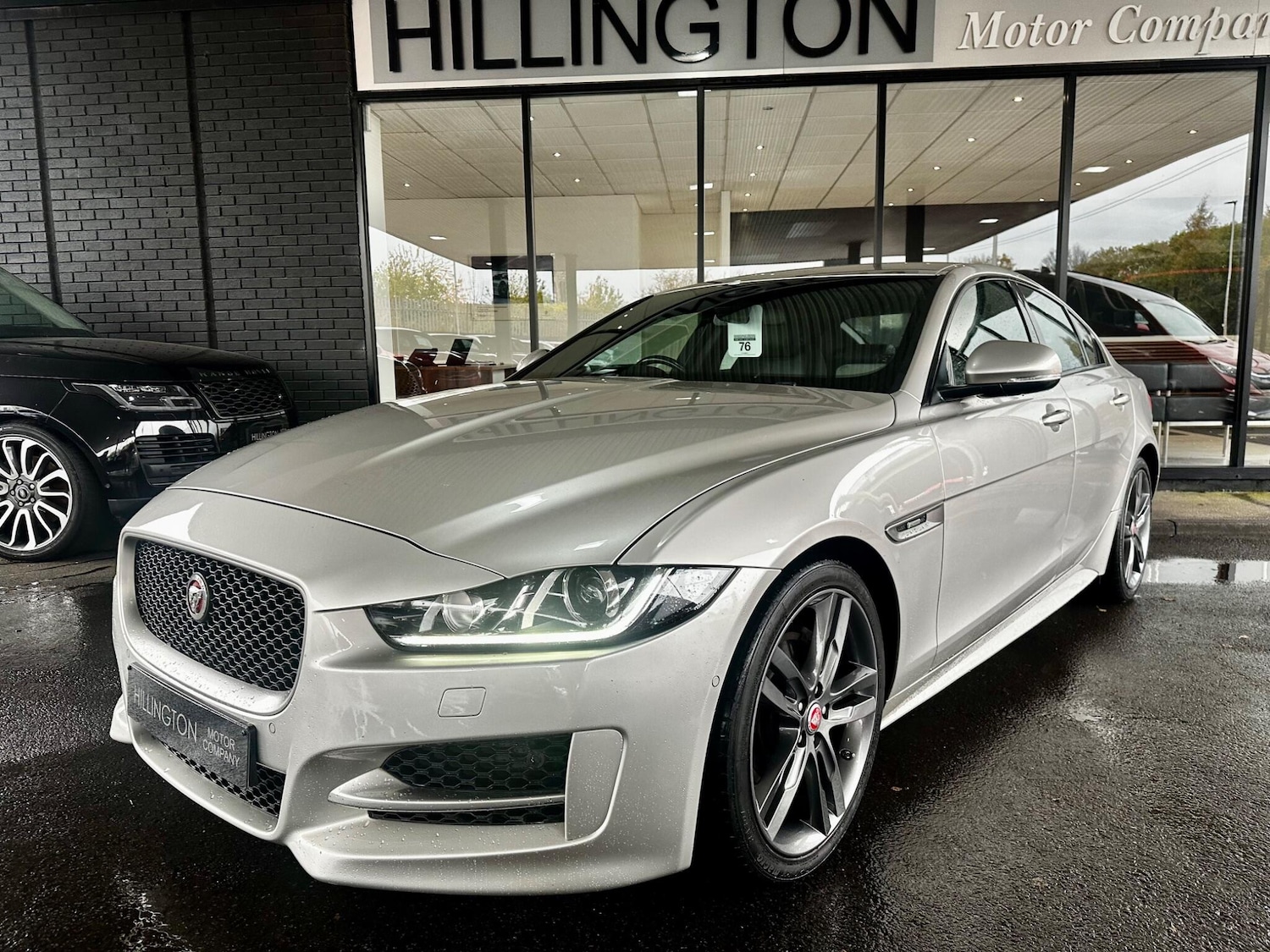 Used Jaguar XE 2017 for sale - 76360089: Photo 4