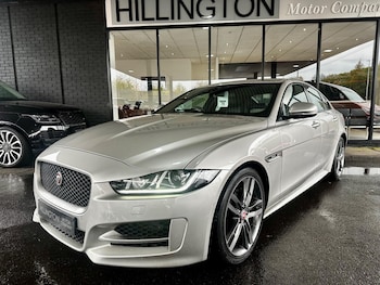 Used Jaguar XE 2017 for sale - 76360089: Photo