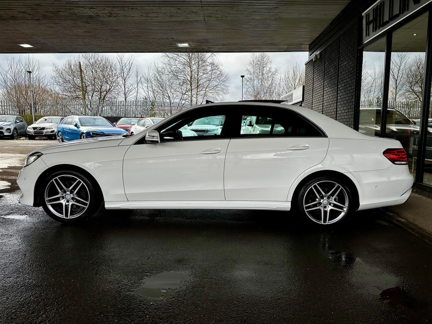 Used Mercedes-Benz E Class 2013 for sale - 77377202: Photo 18