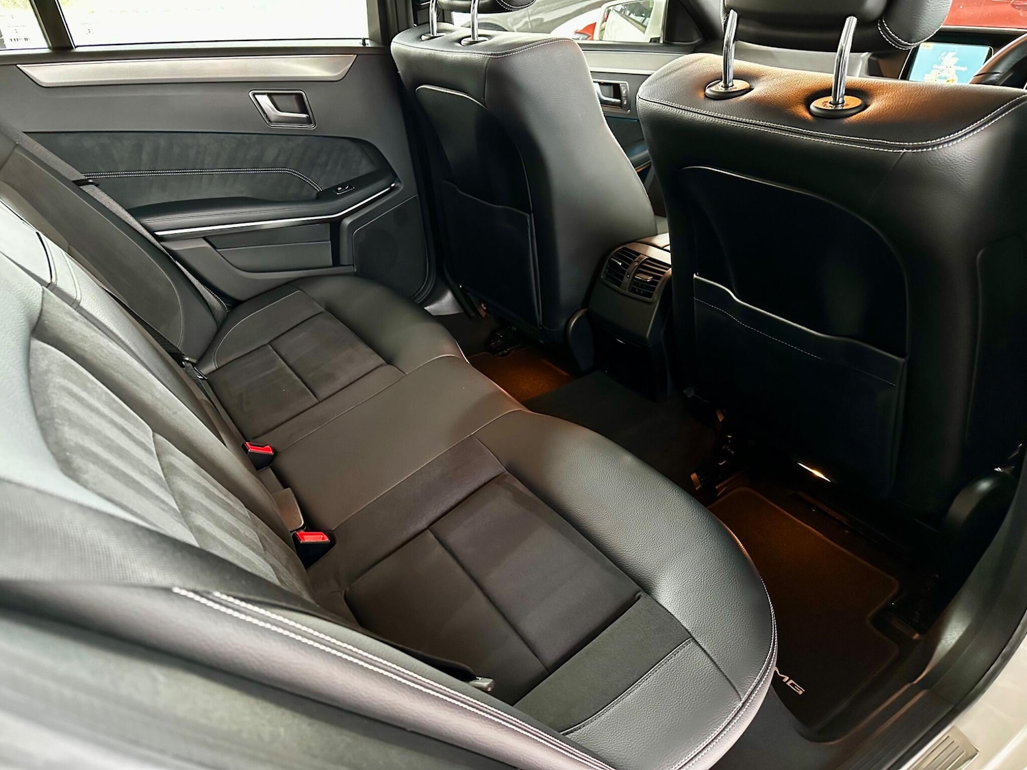 Used Mercedes-Benz E Class 2013 for sale - 77377202: Photo 26