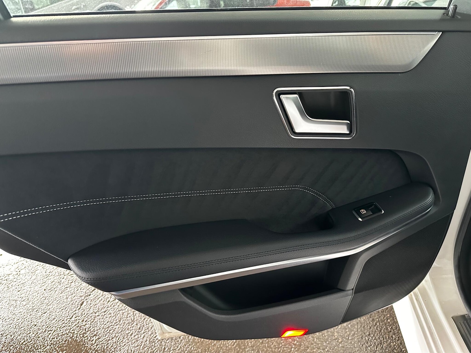 Used Mercedes-Benz E Class 2013 for sale - 77377202: Photo 29