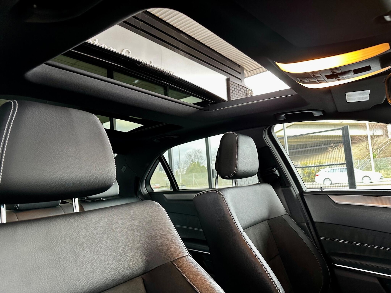 Used Mercedes-Benz E Class 2013 for sale - 77377202: Photo 37