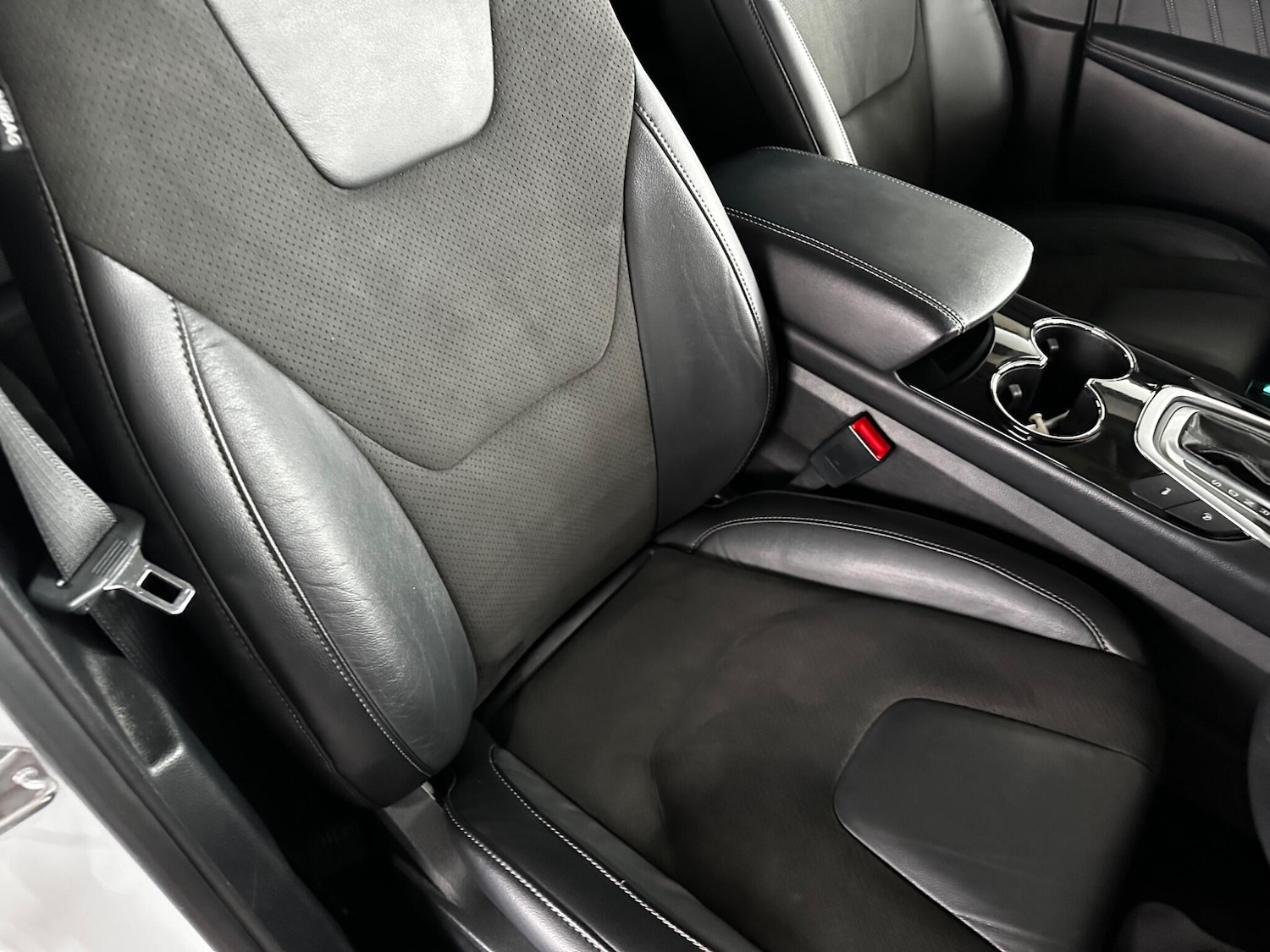 Used Ford Edge 2018 for sale - 77376733: Photo 35