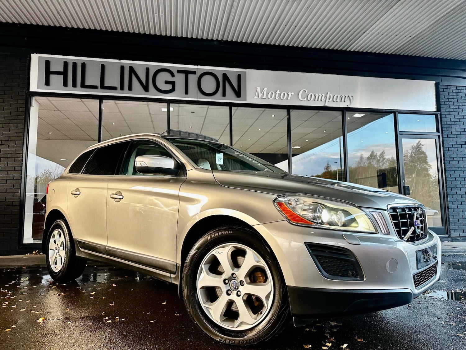 Used Volvo XC60 2010 for sale - 76246950: Photo 1