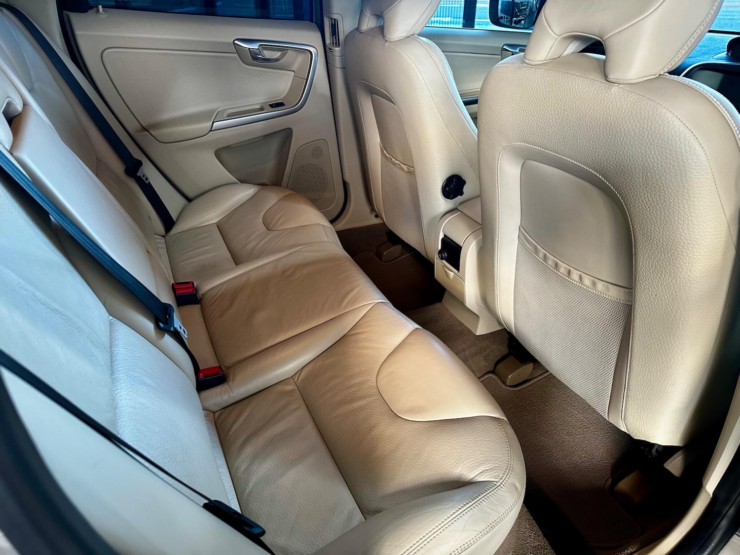 Used Volvo XC60 2010 for sale - 76246950: Photo 22