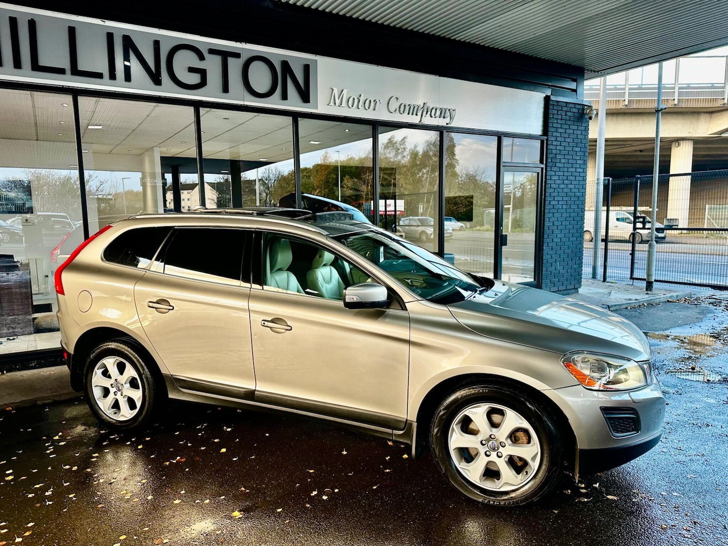 Used Volvo XC60 2010 for sale - 76246950: Photo 30