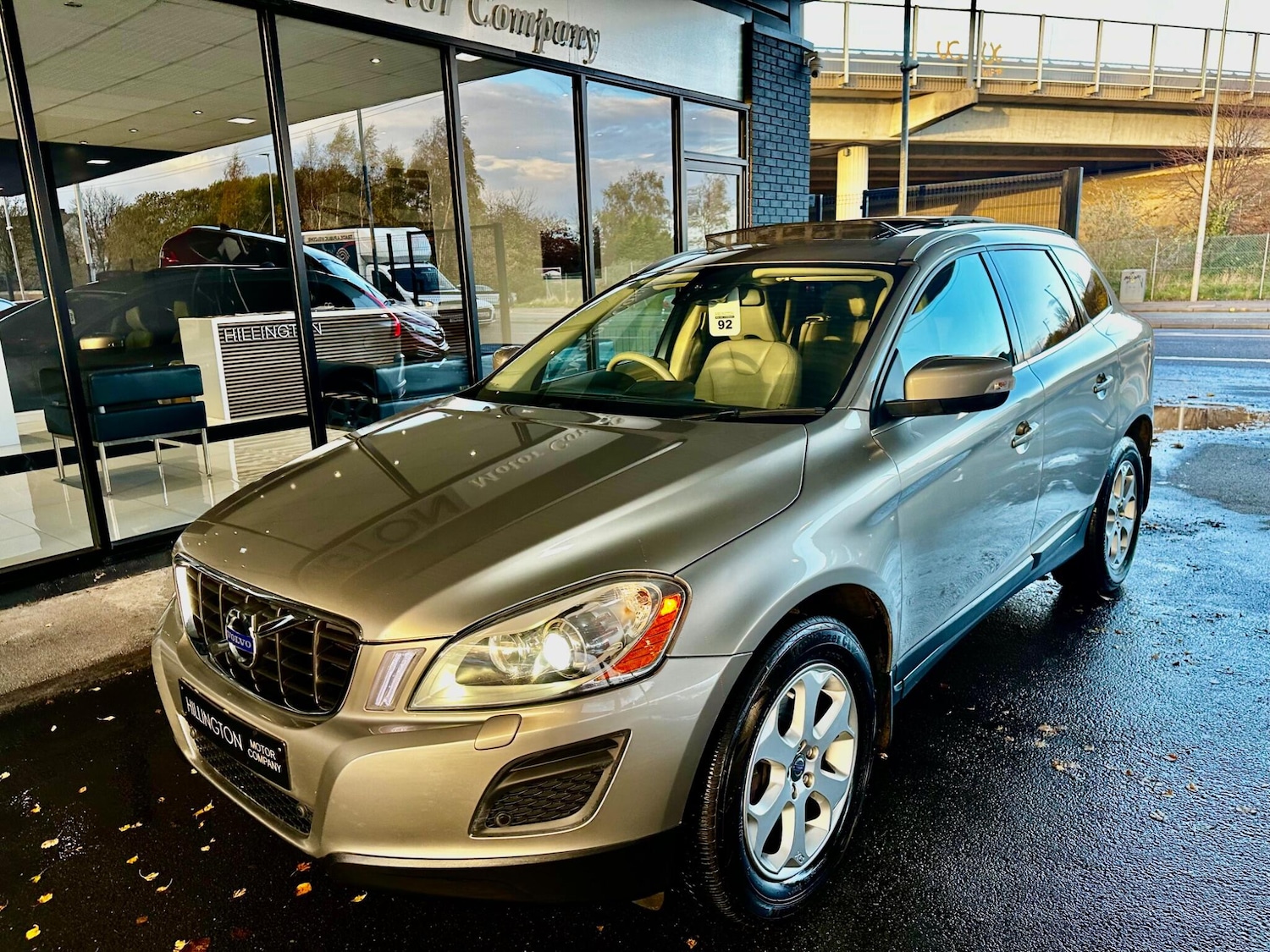 Used Volvo XC60 2010 for sale - 76246950: Photo 4