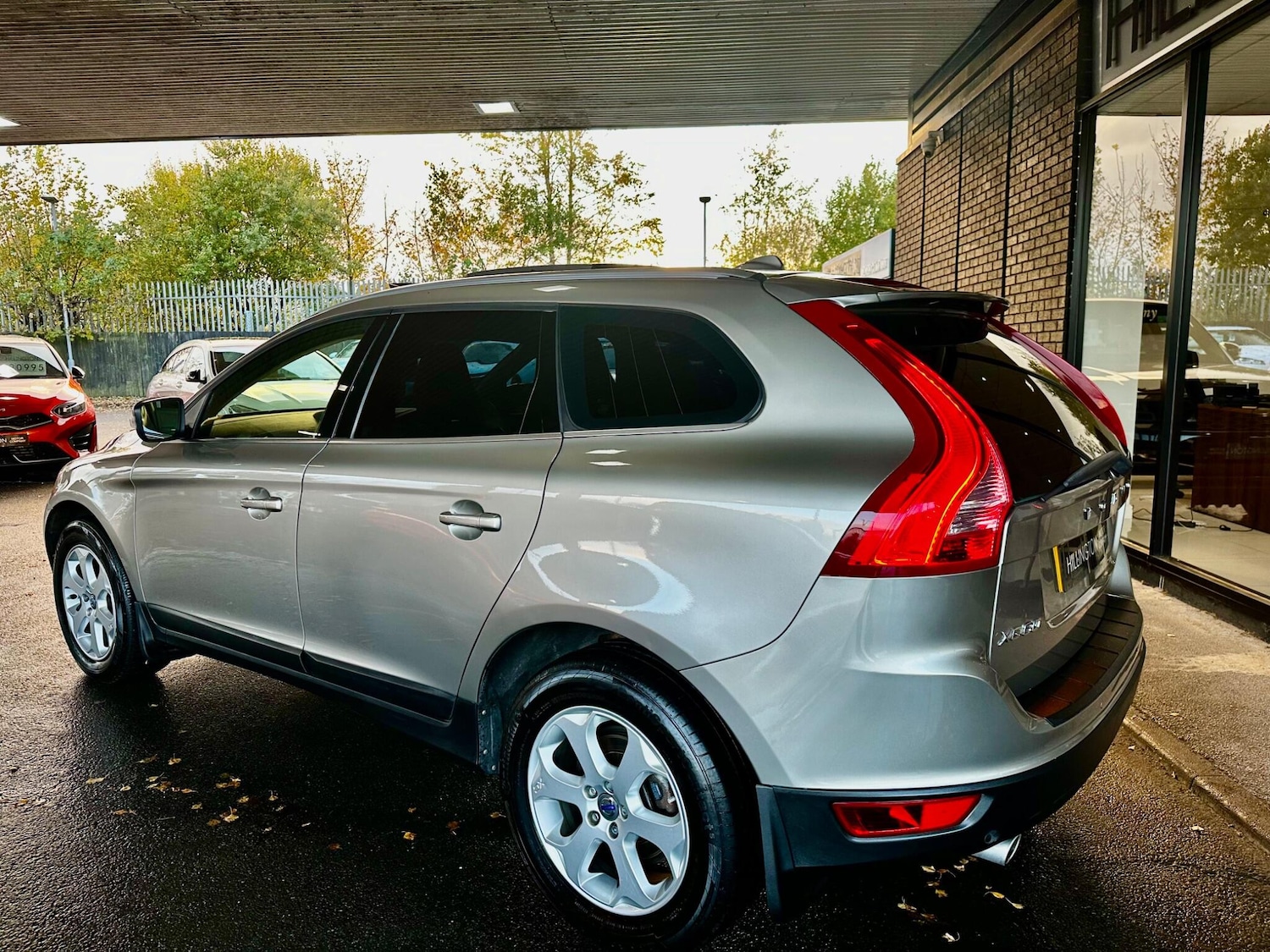 Used Volvo XC60 2010 for sale - 76246950: Photo 5