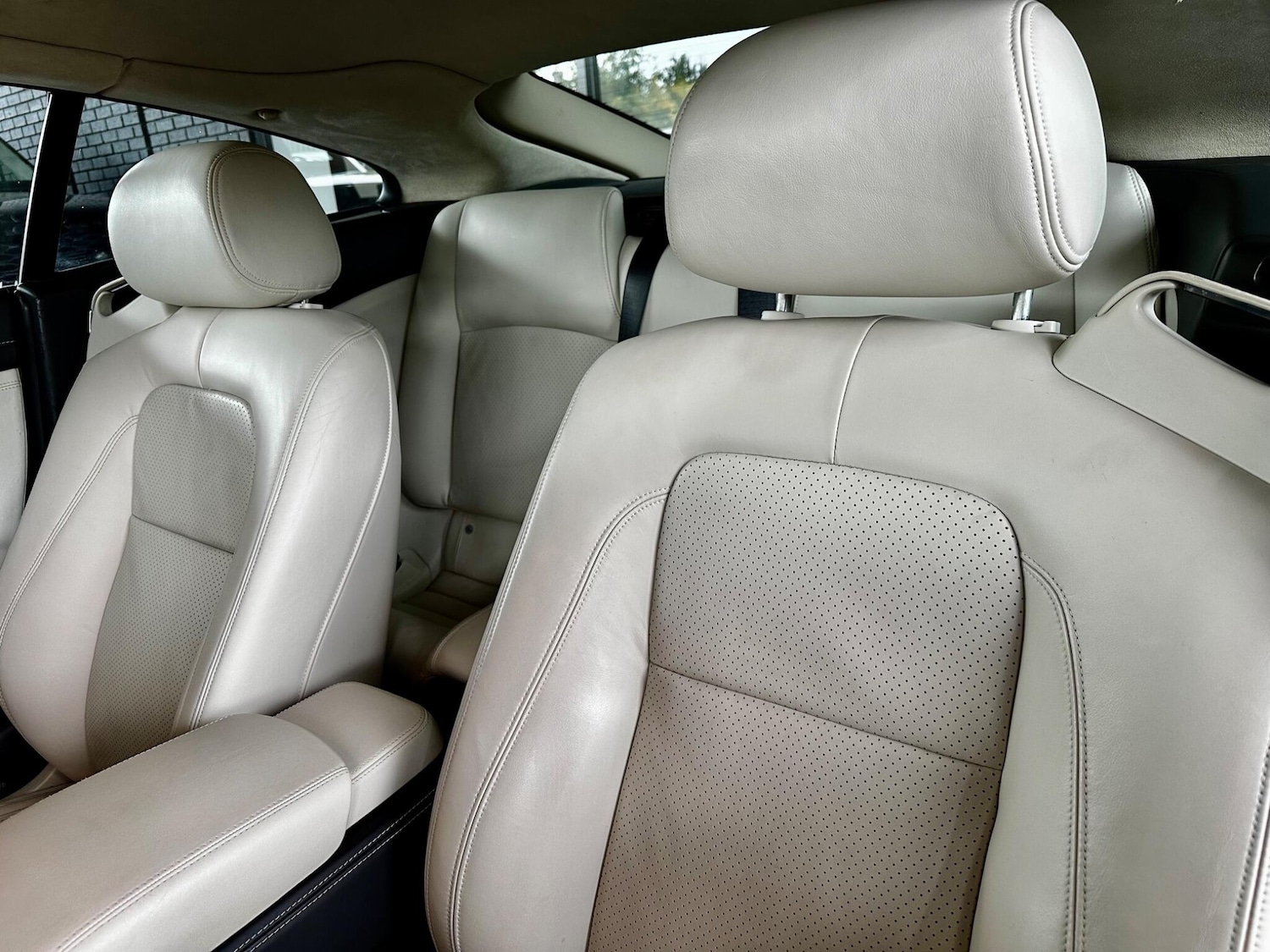 Used Jaguar XK 2011 for sale - 76167460: Photo 19