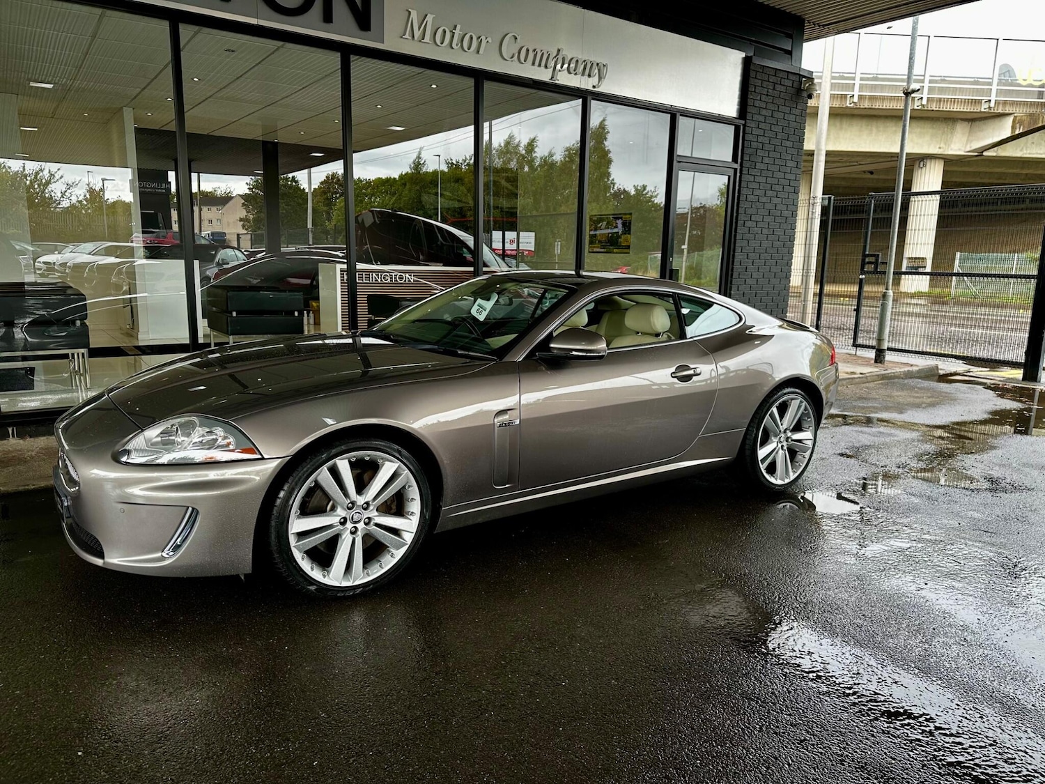 Used Jaguar XK 2011 for sale - 76167460: Photo 36