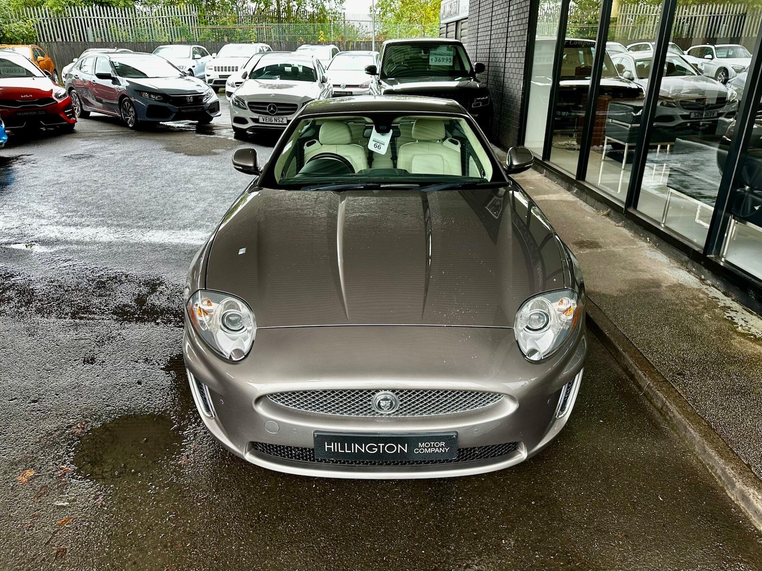 Used Jaguar XK 2011 for sale - 76167460: Photo 9