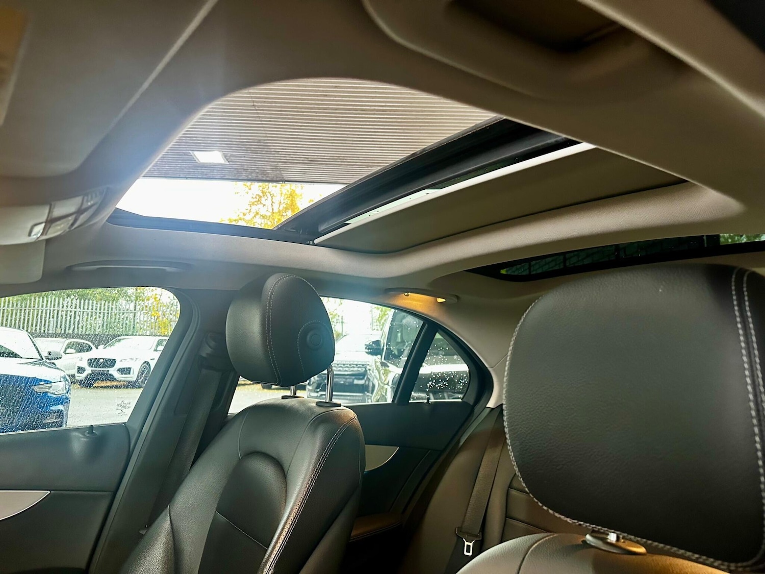 Used Mercedes-Benz C Class 2016 for sale - 76371602: Photo 18