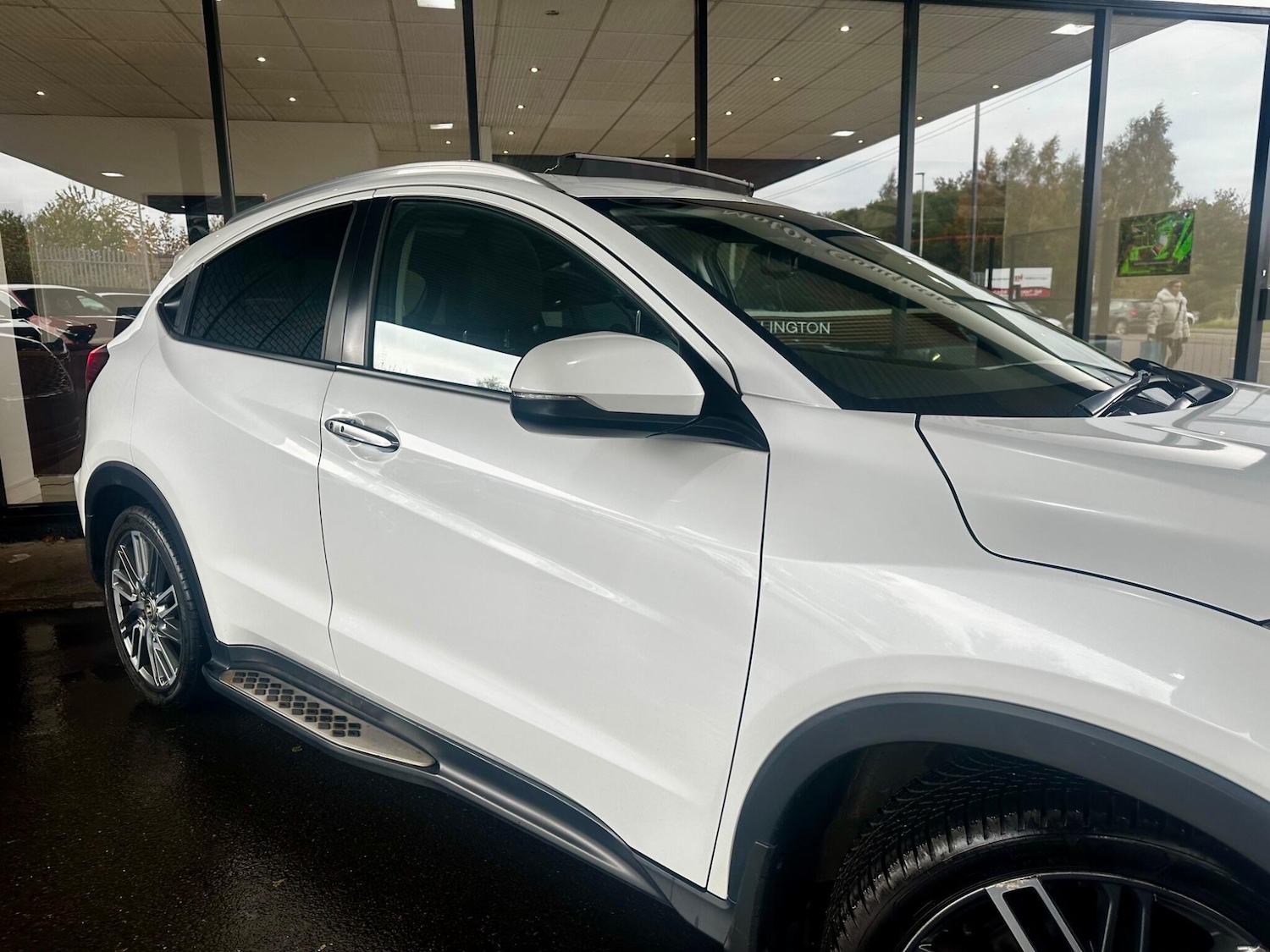 Used Honda HR-V 2016 for sale - 76295398: Photo 5