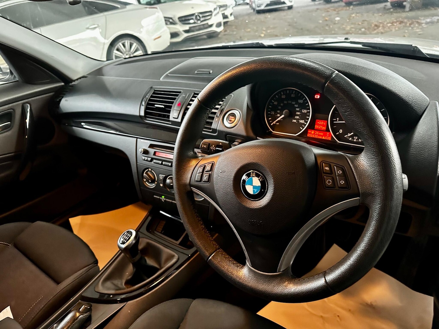 Used BMW 1 Series 2010 for sale - 77132810: Photo 13