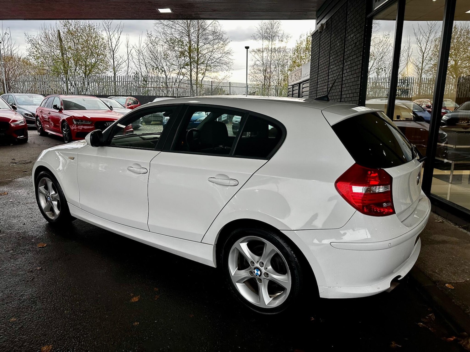 Used BMW 1 Series 2010 for sale - 77132810: Photo 8