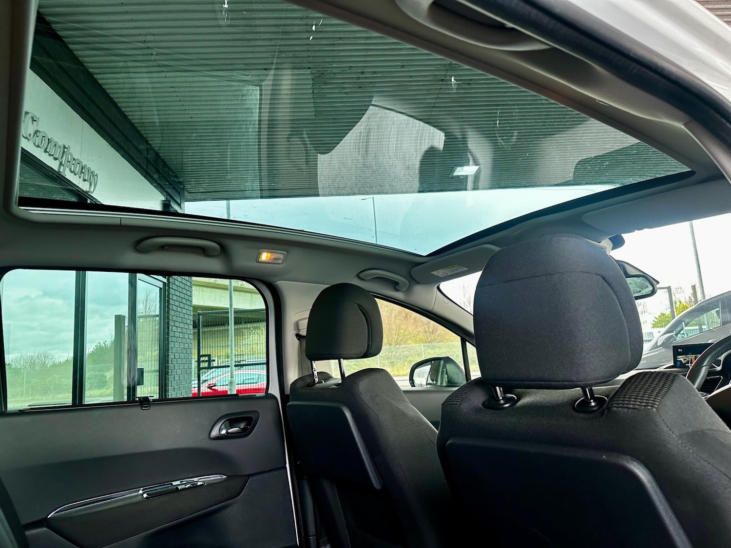 Used Peugeot 5008 for sale - 77659044: Photo 31