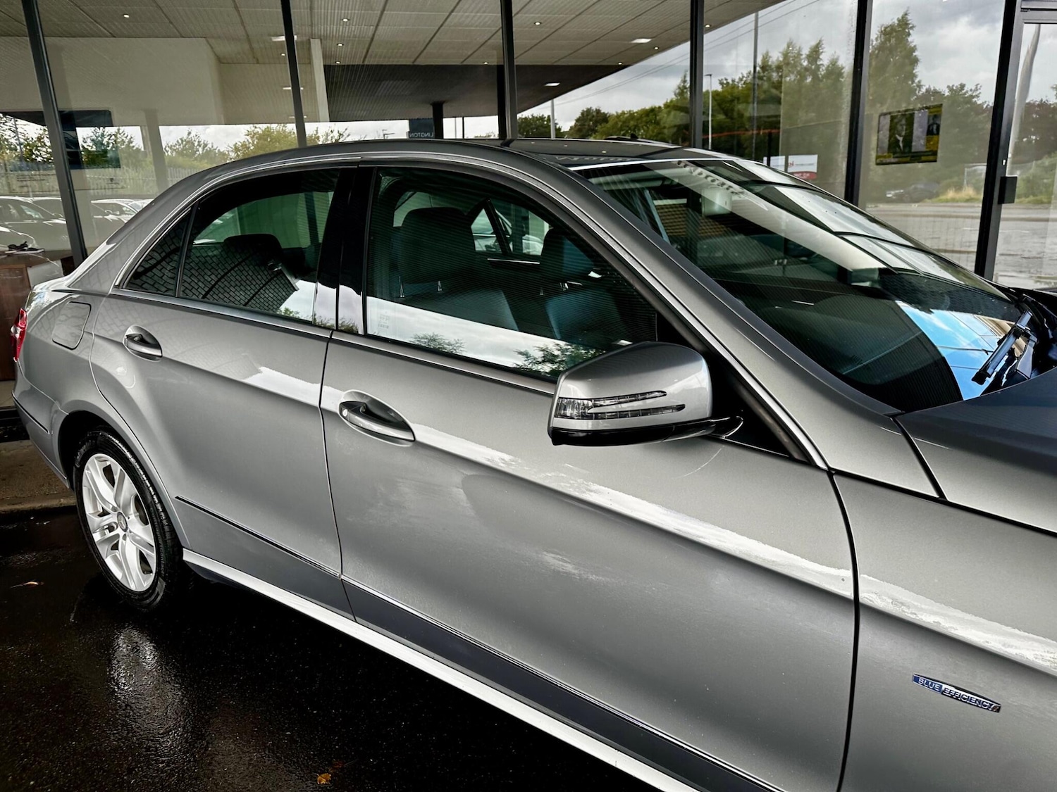 Used Mercedes-Benz E Class 2012 for sale - 75588543: Photo 23