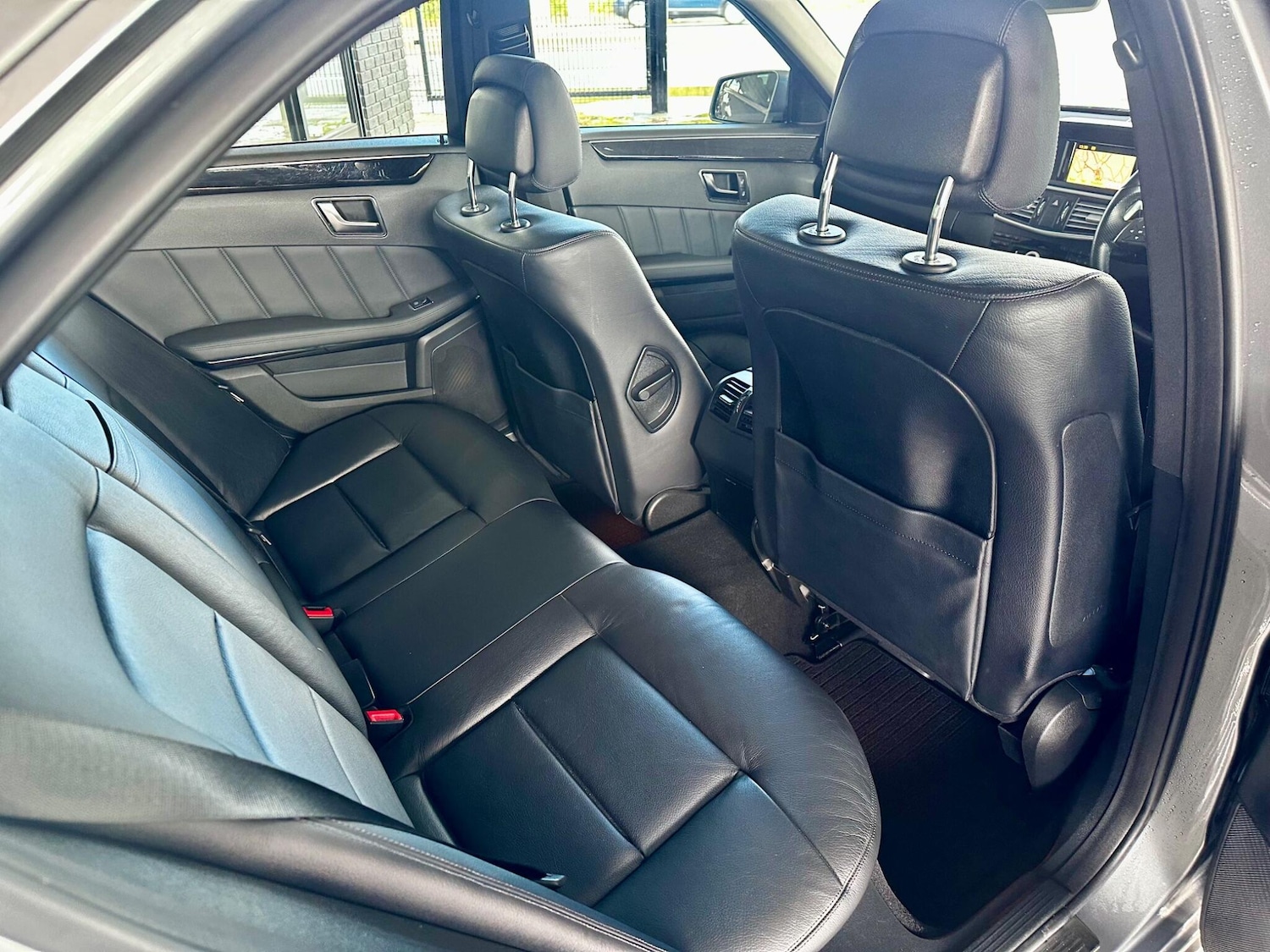 Used Mercedes-Benz E Class 2012 for sale - 75588543: Photo 28