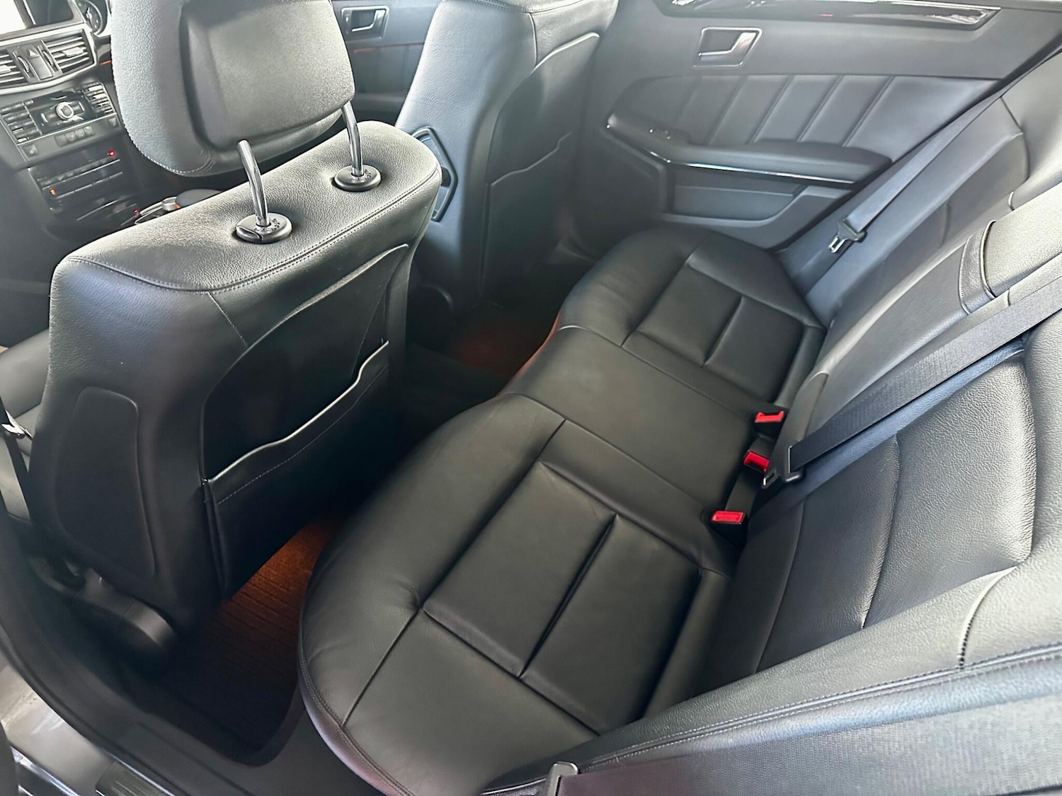 Used Mercedes-Benz E Class 2012 for sale - 75588543: Photo 30