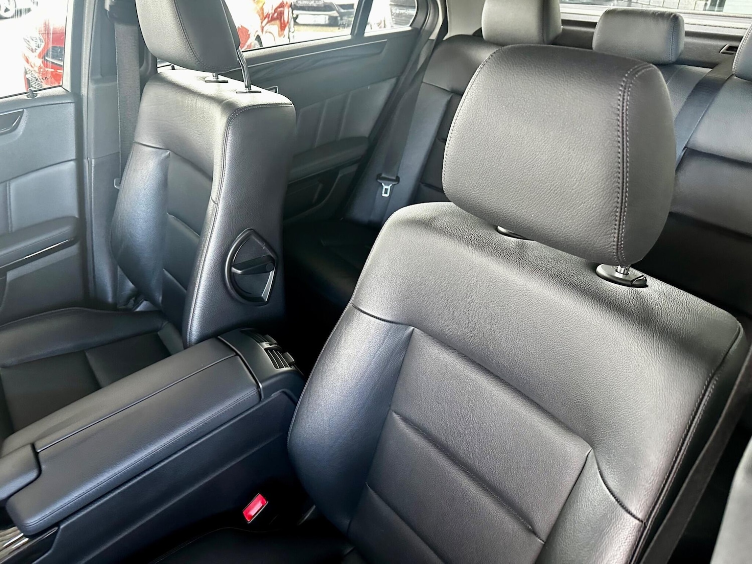 Used Mercedes-Benz E Class 2012 for sale - 75588543: Photo 32